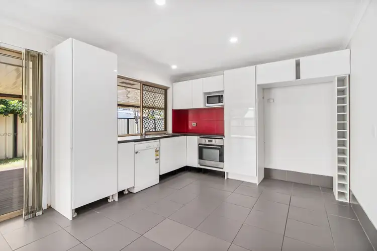 Fifth view of Homely house listing, 4 Hibiscus Street, Steiglitz QLD 4207
