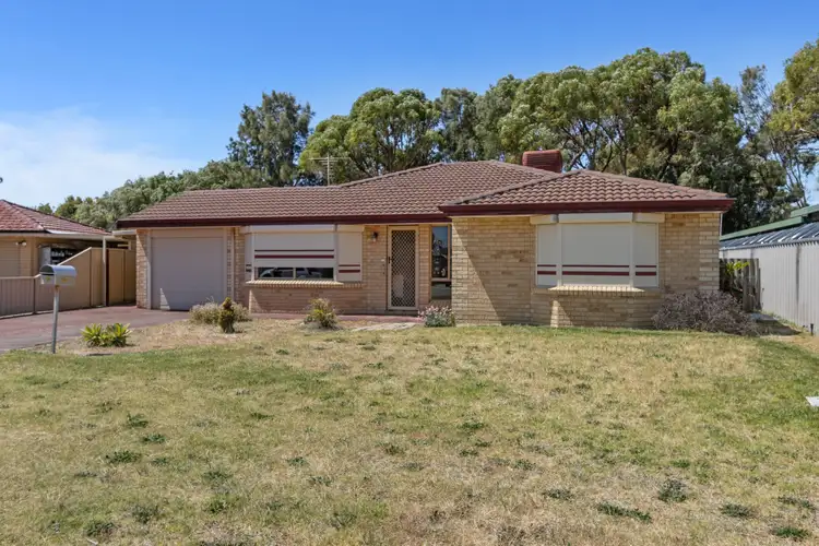 14 Middleton Place, Waikiki WA 6169