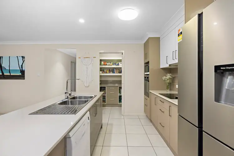 Fifth view of Homely house listing, 22 Willis Close, Redland Bay QLD 4165