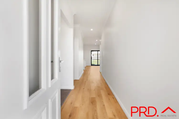 Third view of Homely house listing, 62 Evesham Circuit, Tamworth NSW 2340