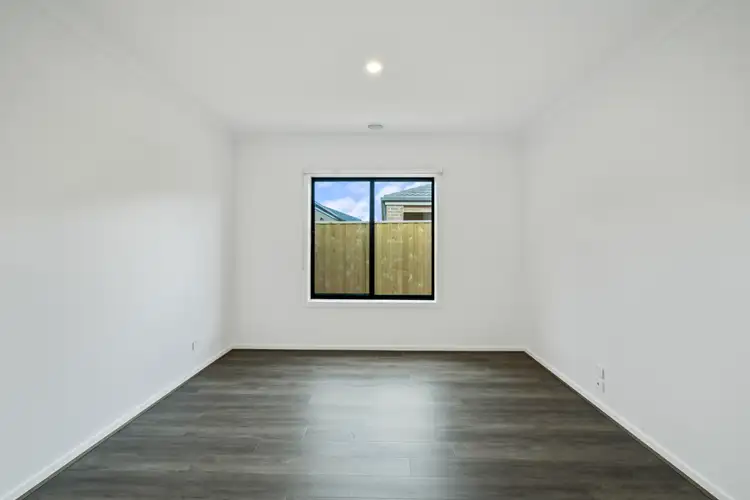 Fifth view of Homely house listing, 2 Maiden Mews, Cranbourne East VIC 3977