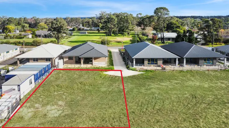 14 Jarvis Street, Thirlmere NSW 2572