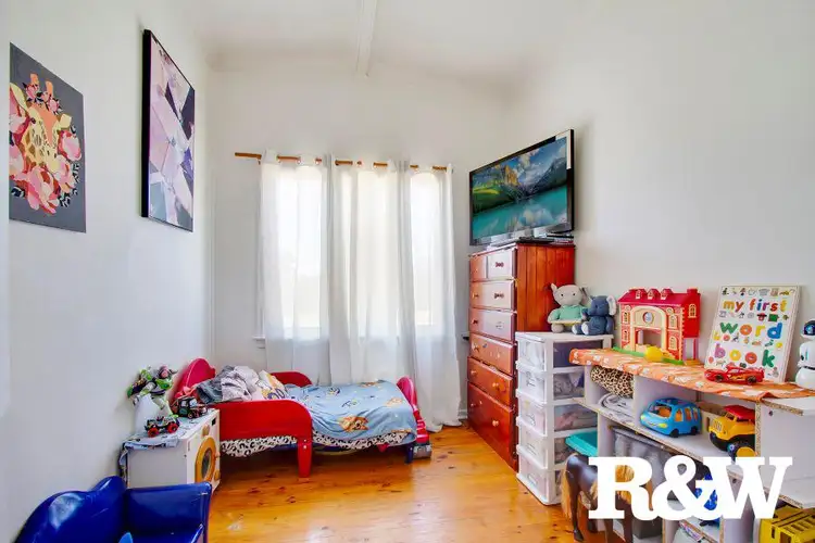 Sixth view of Homely house listing, 26 Mangariva Avenue, Lethbridge Park NSW 2770