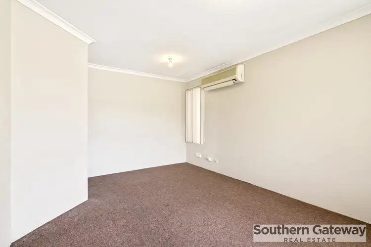 Fourth view of Homely house listing, 32 Djilba View, Leda WA 6170