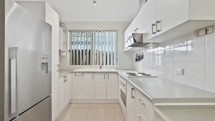 Sixth view of Homely unit listing, 3/87 Macilwraith Street, Manoora QLD 4870