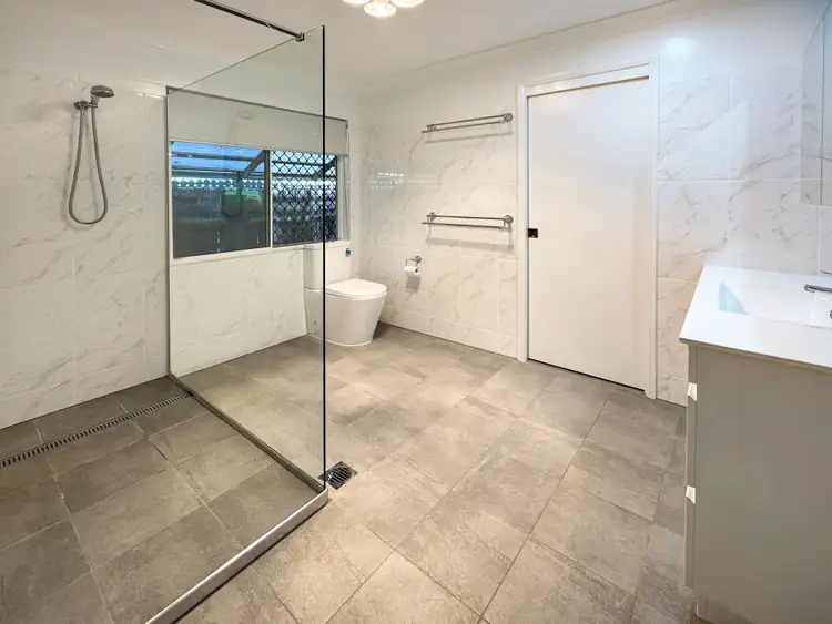 Seventh view of Homely house listing, 19 Amber Avenue, Rasmussen QLD 4815