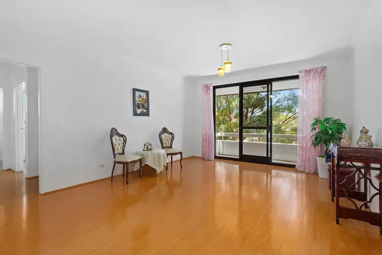 Third view of Homely apartment listing, 8/6 St Georges Parade, Hurstville NSW 2220