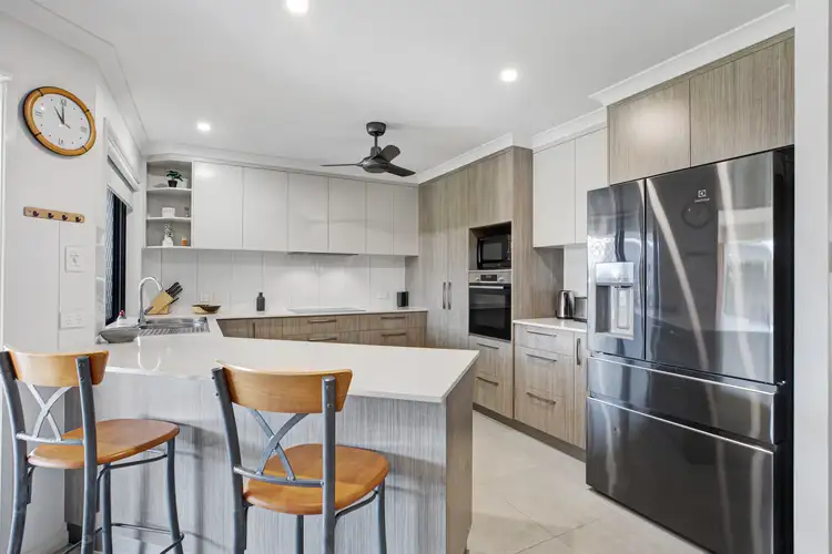 Second view of Homely house listing, 53 Bellavista Circuit, Beaconsfield QLD 4740
