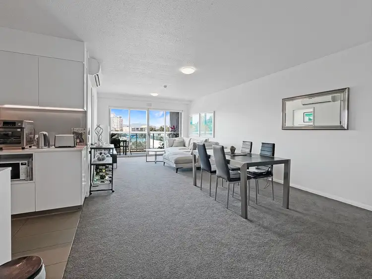 302/68 Mcilwraith Street