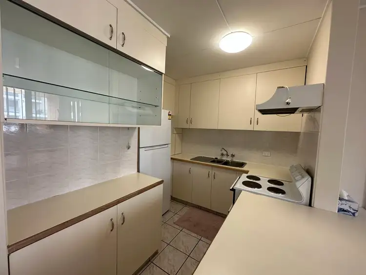 Fourth view of Homely unit listing, 8/40 Prince Edward Parade, Redcliffe QLD 4020