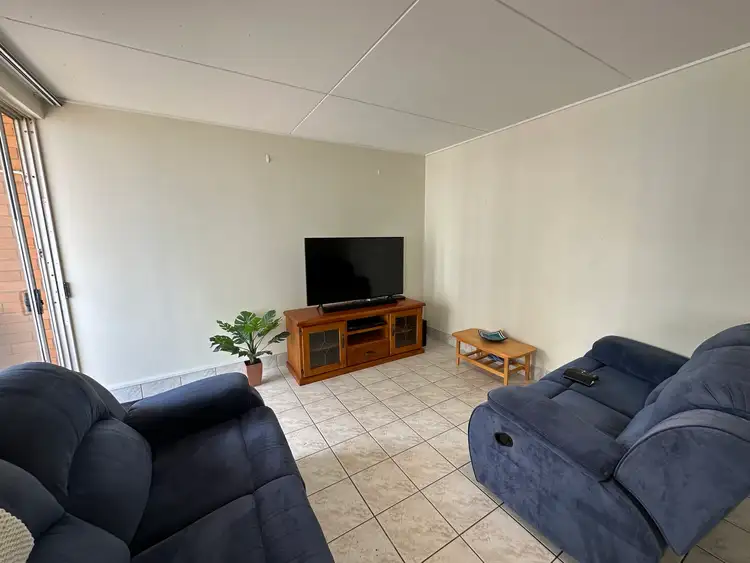 Fifth view of Homely unit listing, 8/40 Prince Edward Parade, Redcliffe QLD 4020
