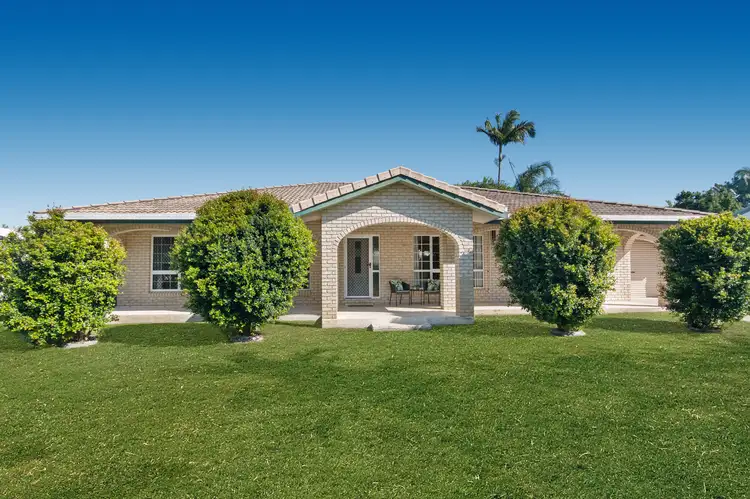 7 Joshua Crescent, Bushland Beach QLD 4818