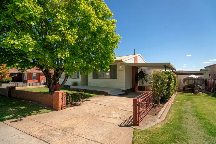 9 Elsham Avenue, Orange NSW 2800