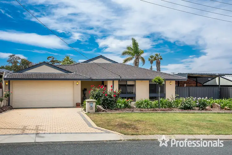 Fourth view of Homely house listing, 4 Redfin Crescent, Beldon WA 6027