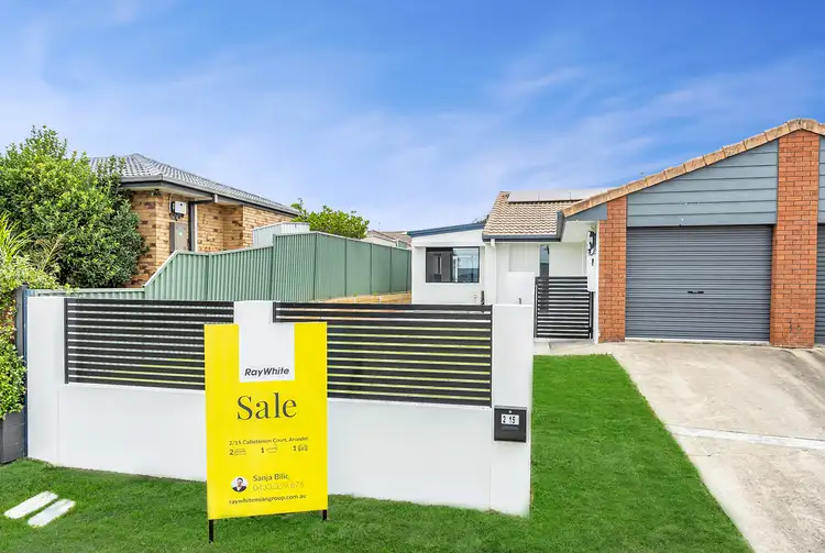 2/15 Callistemon Court, Arundel QLD 4214