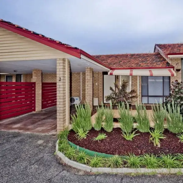 Fourth view of Homely villa listing, 2/215 Royal Street, Yokine WA 6060