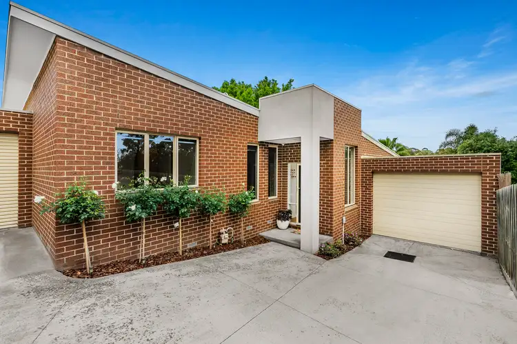 Main view of Homely unit listing, 2/23 Ayr Street, Macleod VIC 3085