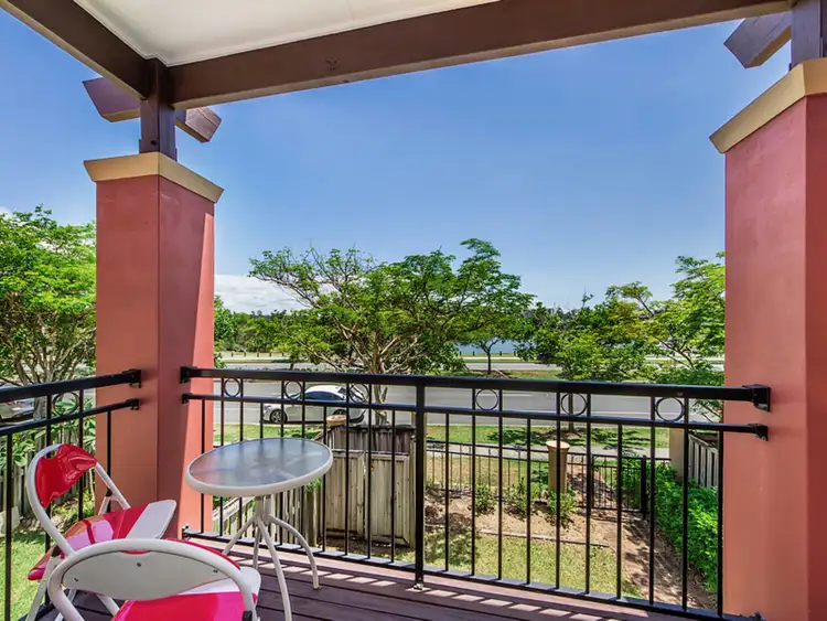 9/302 Christine Avenue, Varsity Lakes QLD 4227