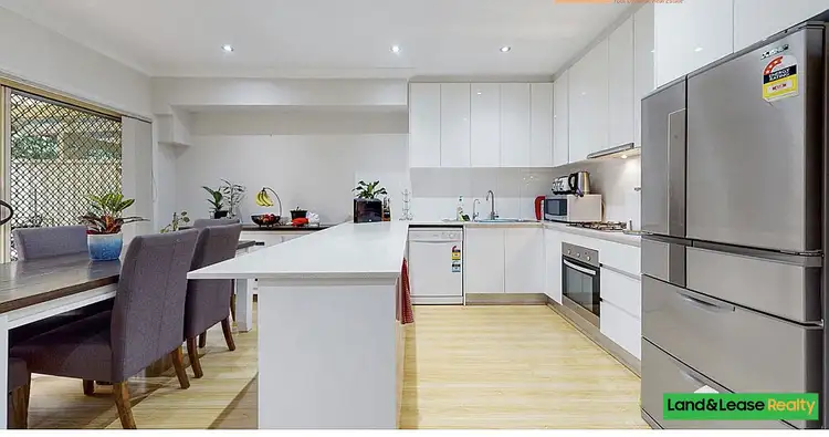 Second view of Homely townhouse listing, 6/5-7 Saywell Road, Macquarie Fields NSW 2564