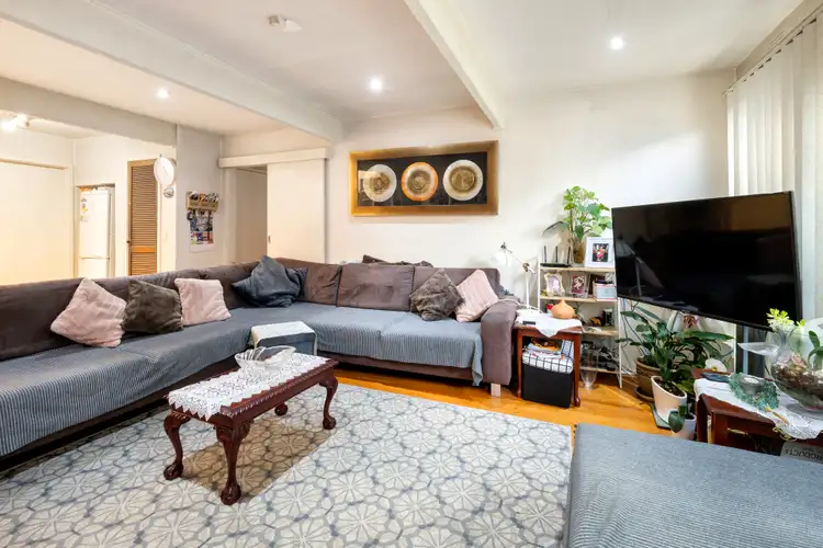 Fifth view of Homely house listing, 8 Bellarine Court, Keysborough VIC 3173