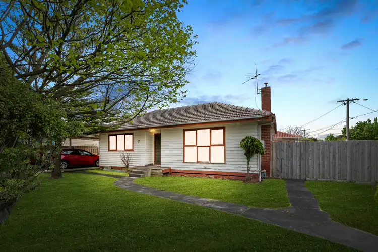 Fifth view of Homely block of units listing, 7 Comber Street & 26 Lesley Grove, Noble Park VIC 3174