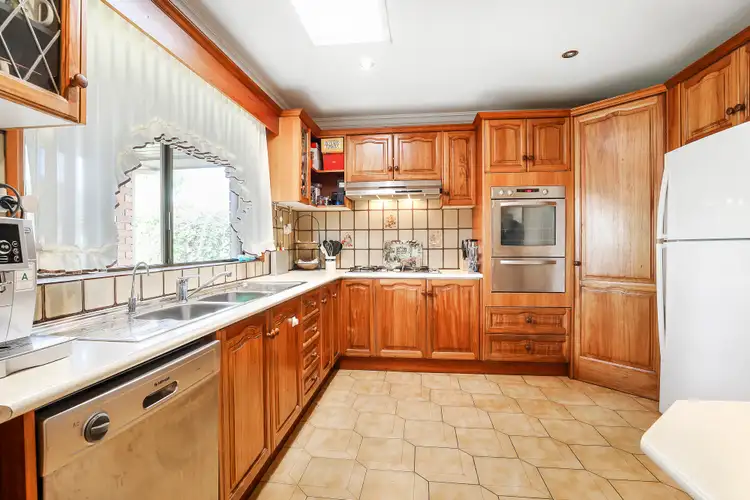 Fifth view of Homely house listing, 64 Daniel Solander Drive, Endeavour Hills VIC 3802