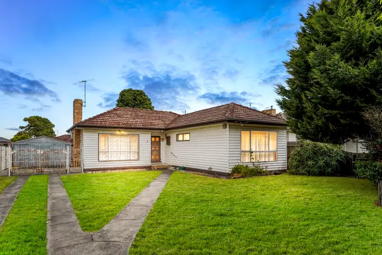 8 Wardale Road, Springvale South VIC 3172