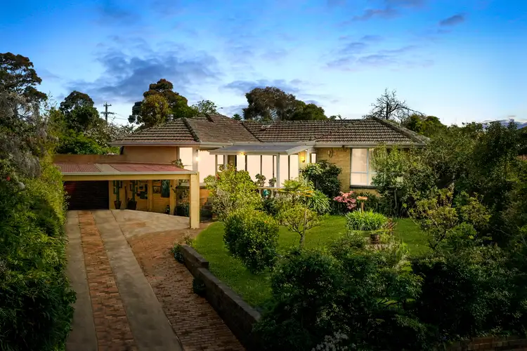 8 Louis Avenue, Dandenong VIC 3175