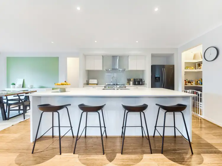 Fifth view of Homely house listing, 11 Omeara Crescent, Cranbourne East VIC 3977