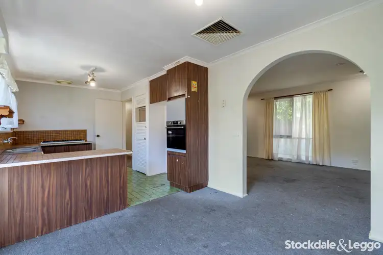 Fifth view of Homely house listing, 9 Mitford Crescent, Craigieburn VIC 3064