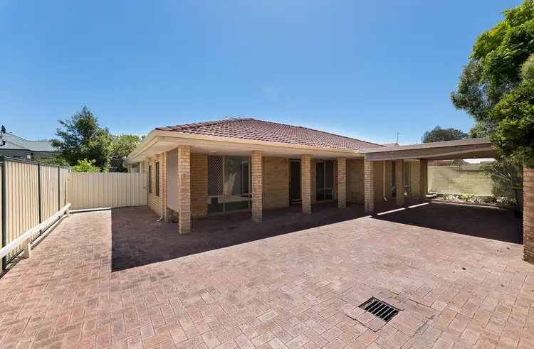 4B Brooksby Street, Melville WA 6156