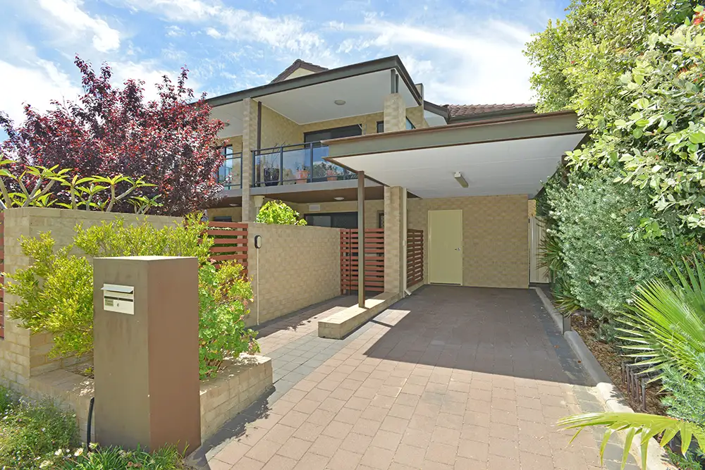 Main view of Homely apartment listing, 2/4 McKimmie Road, Palmyra WA 6157