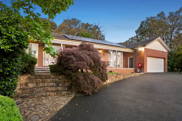 2 Village Walk, Mooroolbark VIC 3138