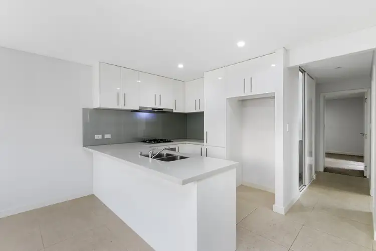 Fifth view of Homely house listing, 2/92 Surrey Road, Rivervale WA 6103