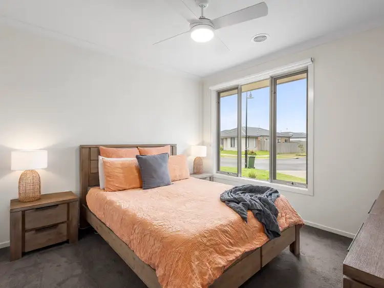 Second view of Homely house listing, 5 Fergie Place, Curlewis VIC 3222