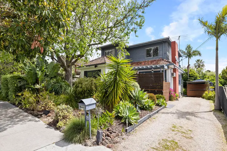 11 Munro Avenue