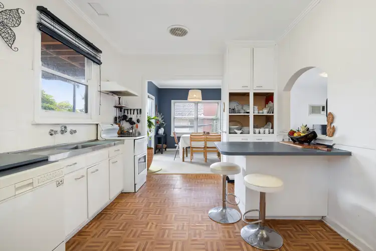Fifth view of Homely house listing, 11 Munro Avenue, Cheltenham VIC 3192