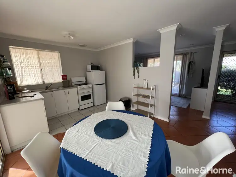 Fifth view of Homely house listing, 18 Cordoba Way, Orana WA 6330