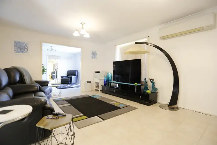Second view of Homely house listing, 5 McGinn Place, Castletown WA 6450