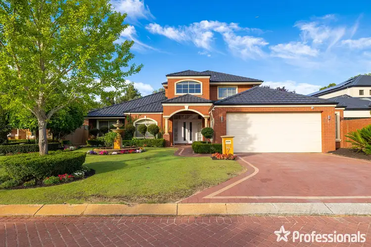 7 Austral Court, Canning Vale WA 6155
