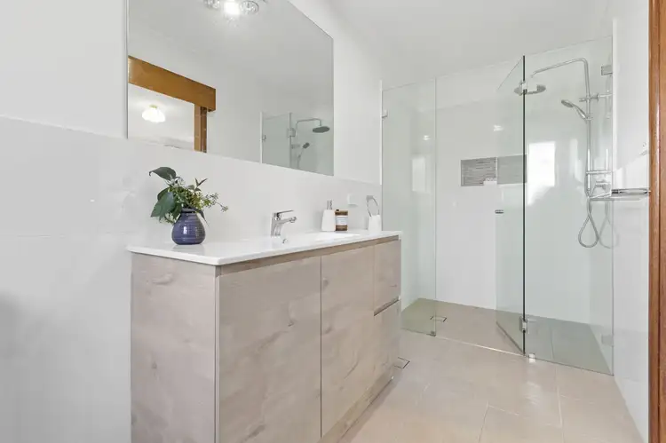 Sixth view of Homely house listing, 32 Edmundson Close, Thornleigh NSW 2120