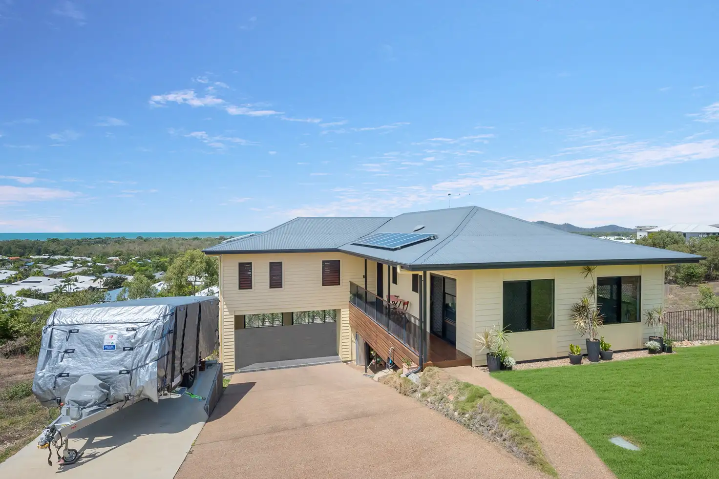 Main view of Homely house listing, 18 Cashell Crescent, Bushland Beach QLD 4818