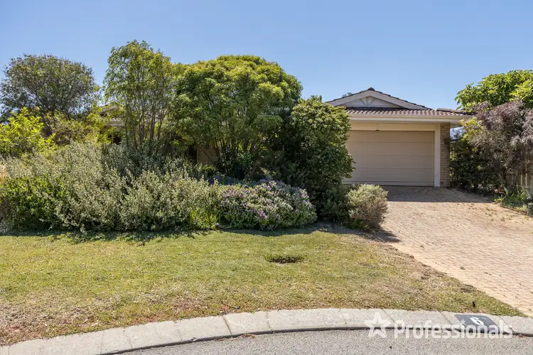 Second view of Homely house listing, 6 Benoa Court, Merriwa WA 6030