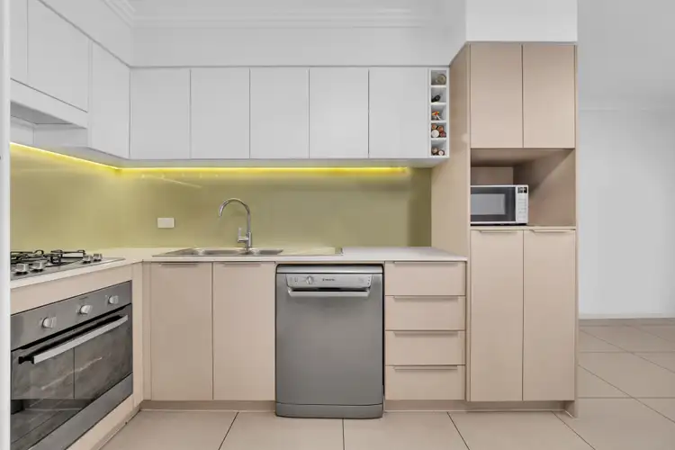 Third view of Homely apartment listing, 304/14 Merivale Street, South Brisbane QLD 4101