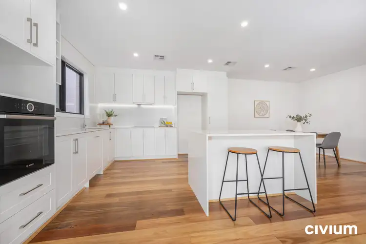 102 Grayson Street, Hackett ACT 2602