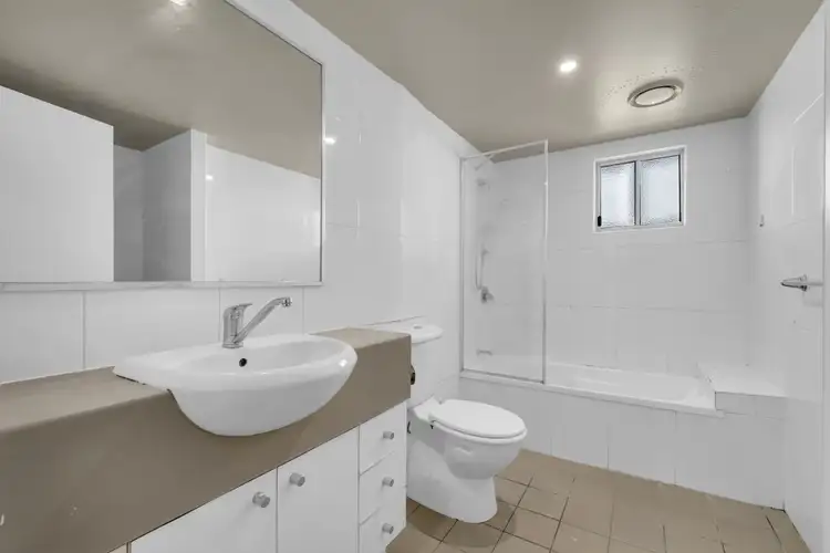 Fifth view of Homely apartment listing, 19/72 Merivale Street, South Brisbane QLD 4101