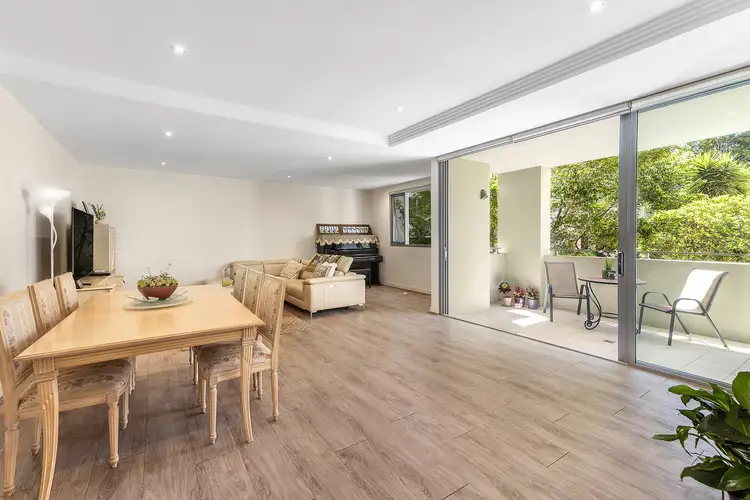 D202/2A Eulbertie Avenue, Warrawee NSW 2074
