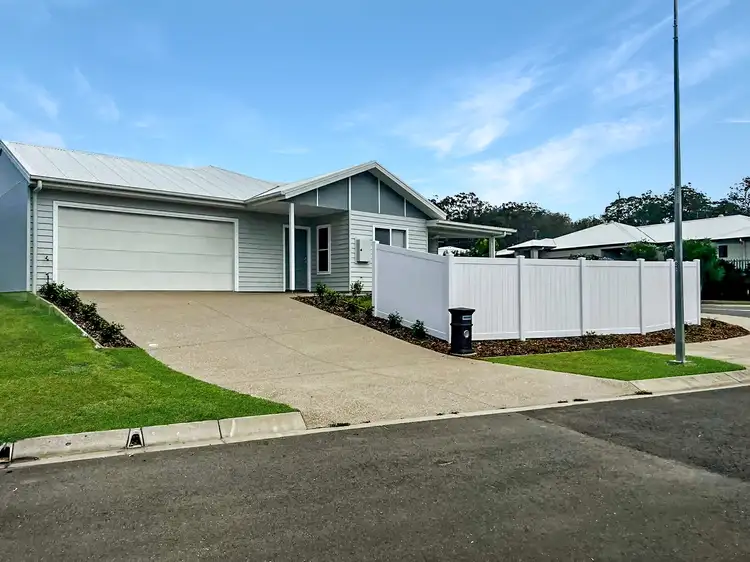 2 Kurrajong Close