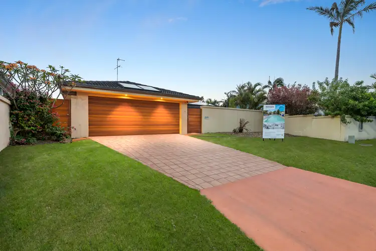 4 Mayra Court, Mermaid Waters QLD 4218