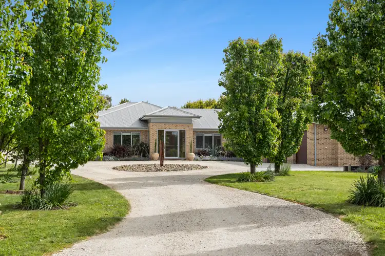 47 Stuart Drive, Woodend VIC 3442